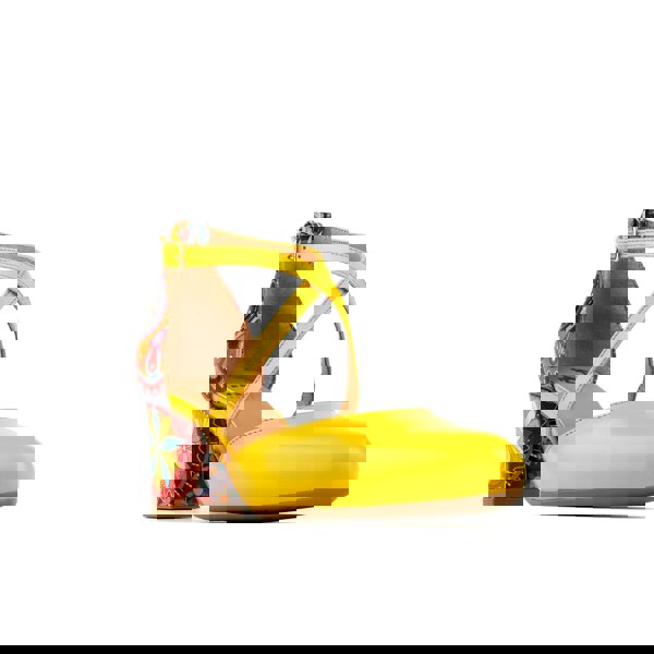 Embassy London Dannii - Yellow Signature - Women's 2.4 inch block heel closed toe leather sandal