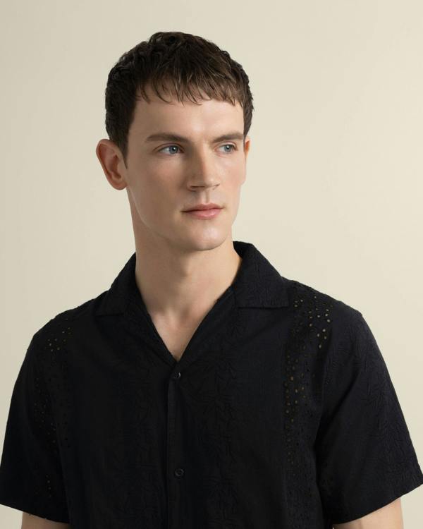 Larsson & Co Kari - Leaf Embossed Short Sleeve Shirt