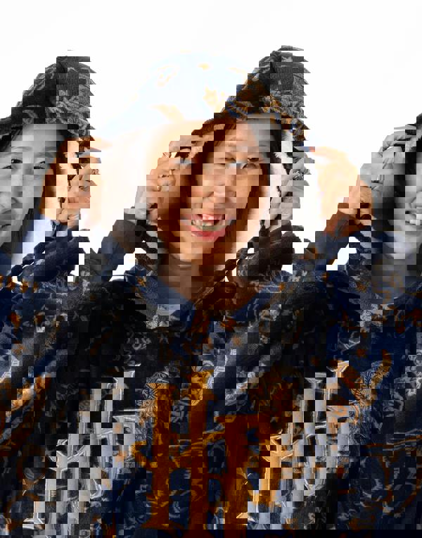 Harry Potter Womens Blue Embroided Logo Blanket Hoodie (One Size) [comp]