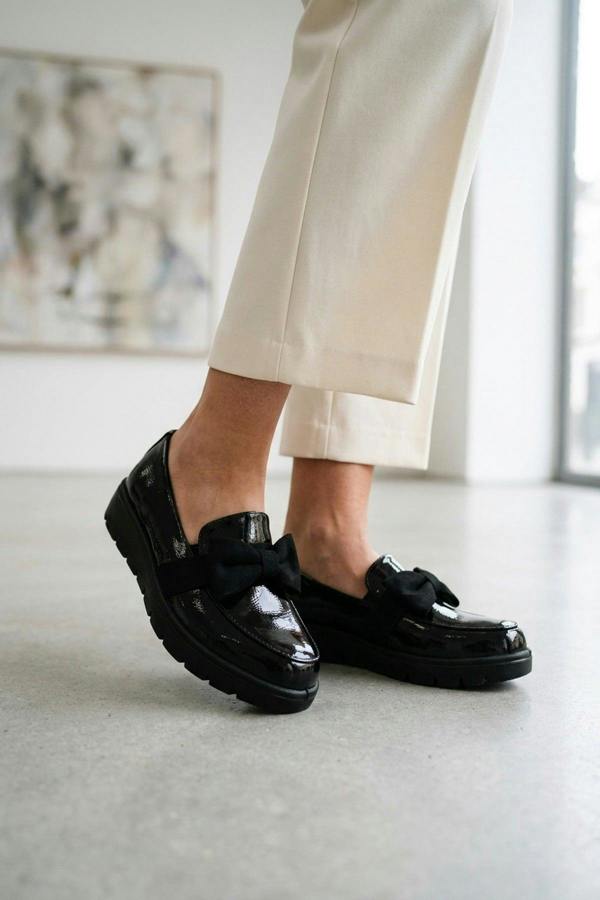 Saoirse Patent Bow Detail Chunky Loafers - Black