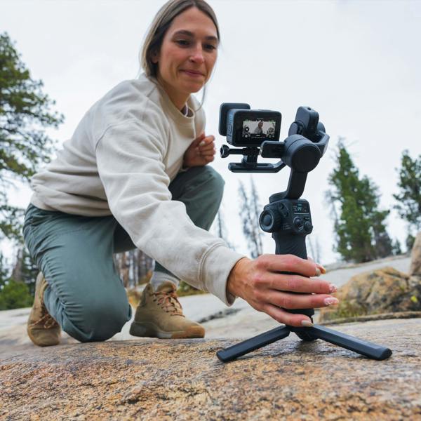 GoPro Fluid Pro AI Gimbal, Smart Tracking Stabilizer for Action Cams & Phones