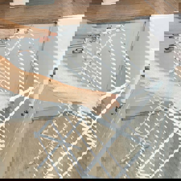 JVL Extendable 3 Tier Concertina Clothes Airer, White