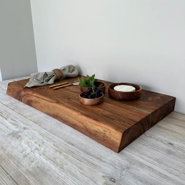 Downton Interiors Professional Chef Live Edge Acacia Wood Chopping Board - Extra Large