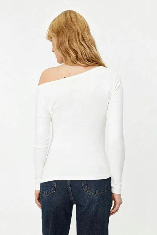 Hoxton Gal Plain Premium Soft Fabric Fitted Knit Blouse with Boat Neck