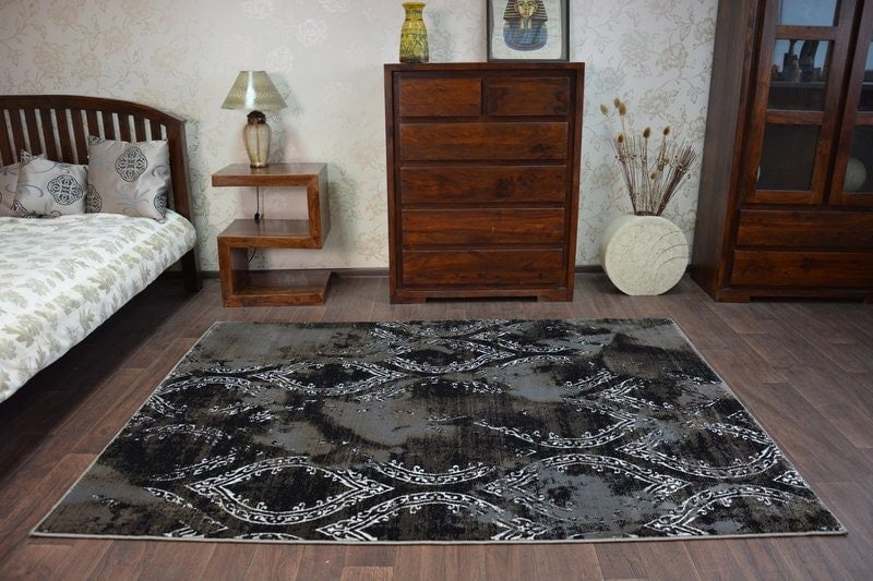 RugsX Vogue Rectangular Rug - Stylised Distressed Damask