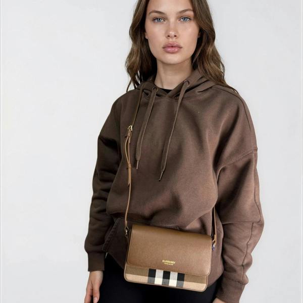Burberry 'New Hampshire' Leather Shoulder Bag Earth Brown - chancefashionco