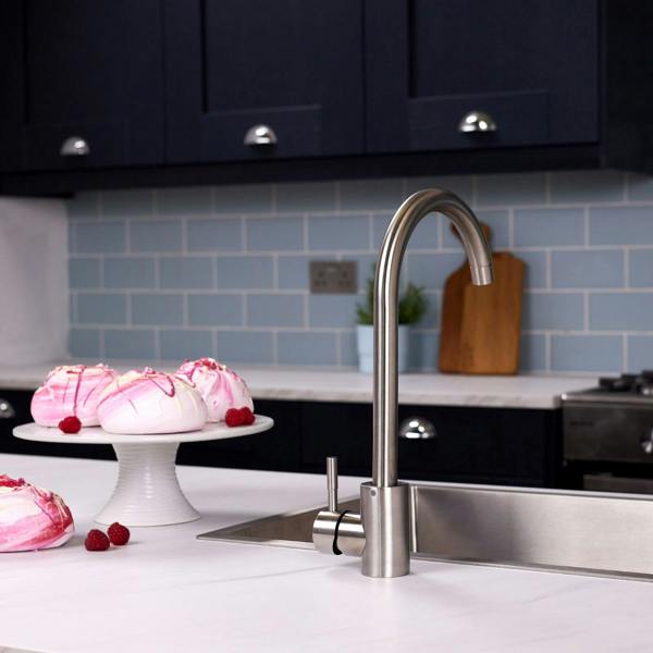 Flode Lillehammer | Single Lever Kitchen Sink Mixer Tap with Swivel Spout | Brushed Steel Finish