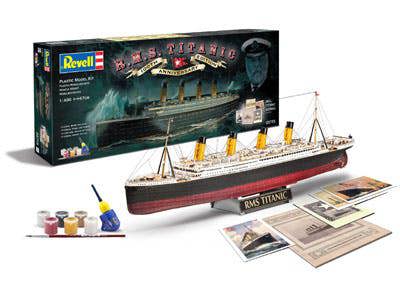 Revell RMS Titanic 100th Anniversary Edition Gift Set (1:400)