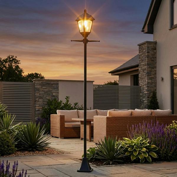 Garden Greatness Victoriana Solar Garden Lamp Post Light
