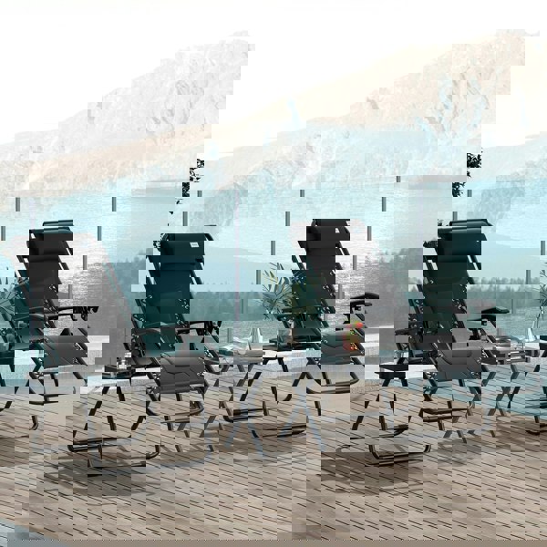 Outdoor Lounge Chair