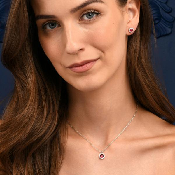 namana 925 Sterling Silver Red Cubic Zirconia Round Halo Pendant Necklace