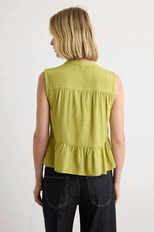 WOVCOR Sleeveless Mandarin Collar Relaxed Fit Shirt
