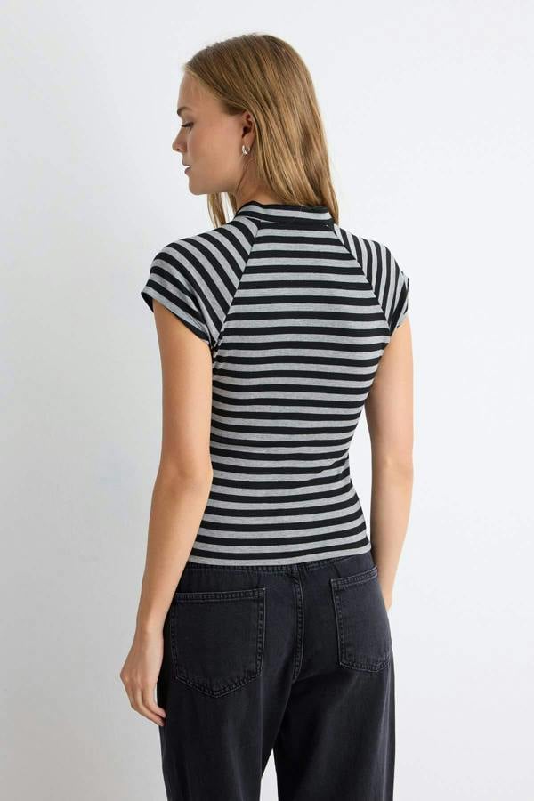 WOVCOR Fitted Mandarin Collar Raglan Short Sleeve Ribbed Blouse