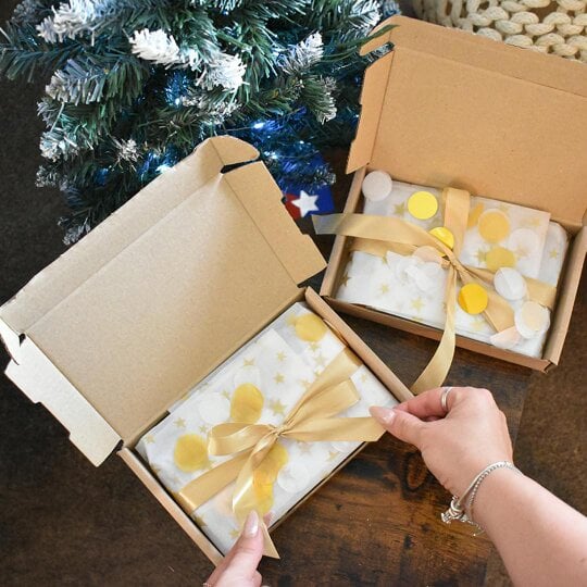Letterbox Cocktails Christmas Cocktail Gift Wrap - Make Your Festive Gift Unforgettable