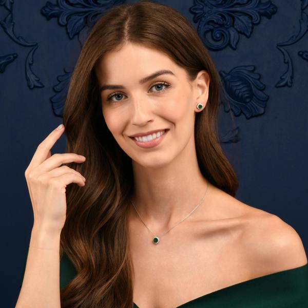 namana 925 Sterling Silver Green Cubic Zirconia Cushion Halo Pendant Necklace