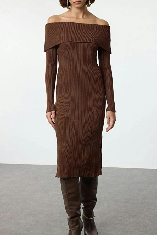 WOVCOR Midi Knit Basic Carmen Collar Dress