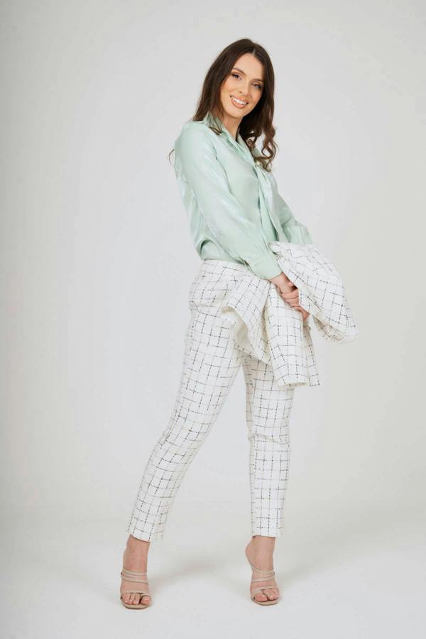 LuvForever Long Sleeved Bow-Tie V-Neck Shirt