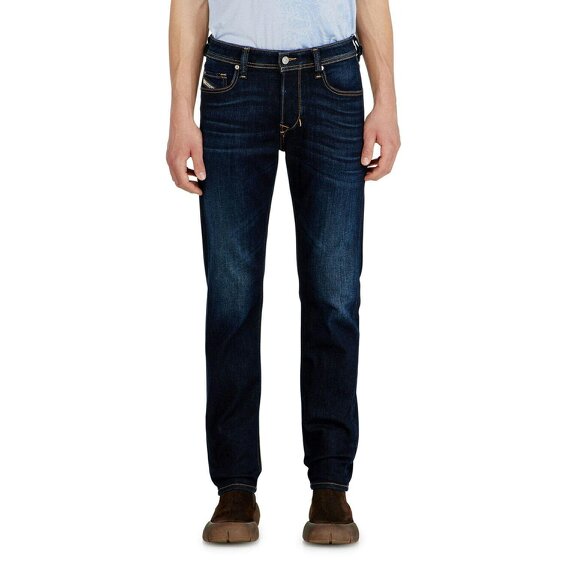 Diesel Larkee-Beex Tapered Jeans - 09Q15