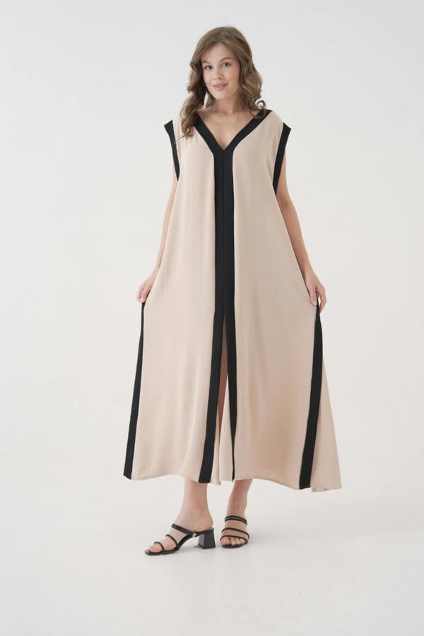Hoxton Gal Oversize Sleeveless V-Neck Colorblock Maxi Dress in Beige and Black