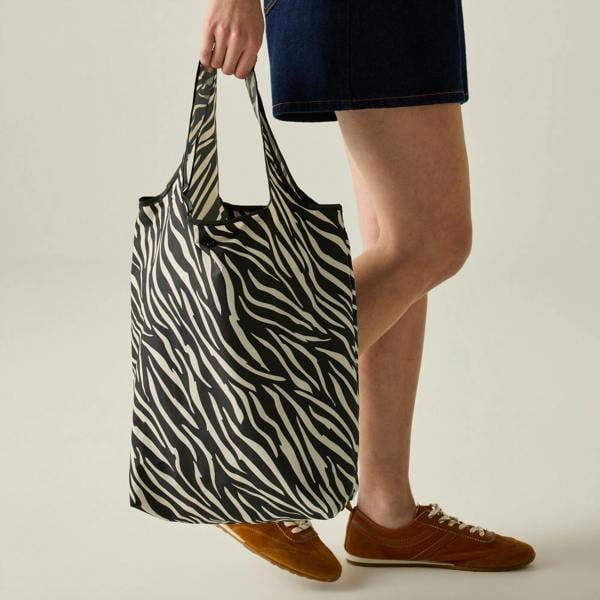 Regatta Zebra Print Packaway Shopper Bag - Black/Light Vanilla - 