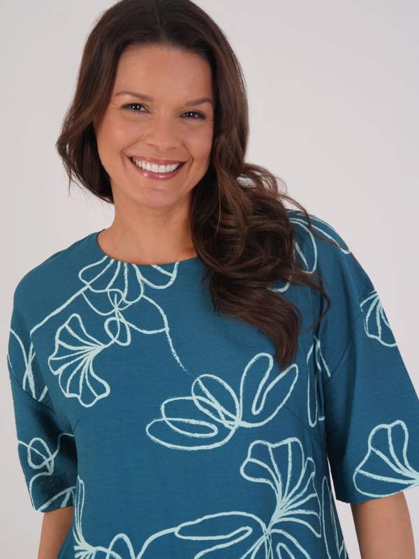 VIZ-A-VIZ Floral Printed Dress