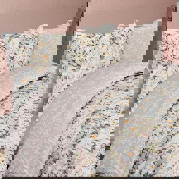 Smart Living Luxury Soft Reversible Elegant Blooms Duvet Cover & Pillowcases - Blush Pink