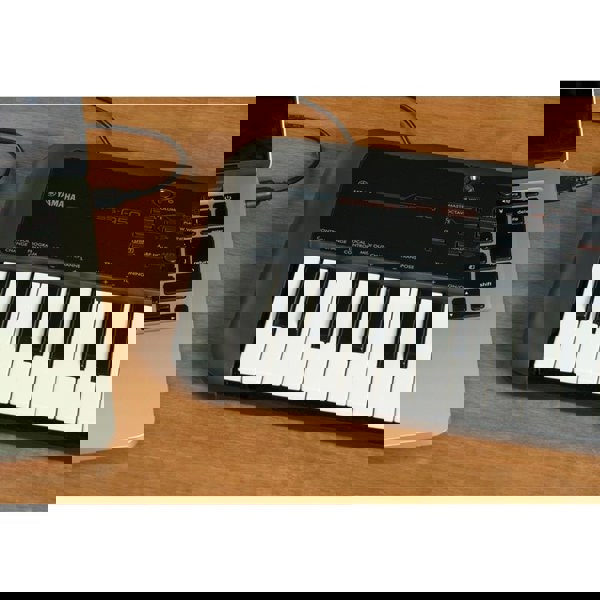 Yamaha PSS-A50 Mini Key Portable Keyboard Portable Keyboards