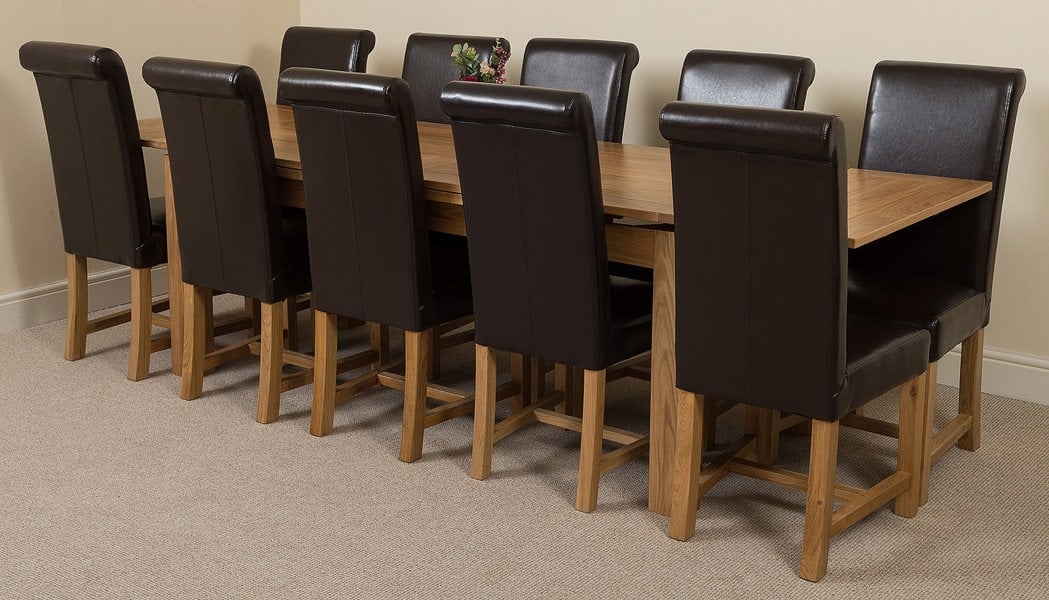 That's Furniture Richmond Large Oak Extending Dining Table with Washington Leather Chairs