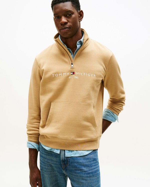 Tommy Hilfiger Tommy Logo Mockneck Mens Sweatshirt - Timeless Camel