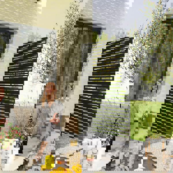 Outdoor Privacy Screen