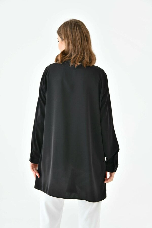 Hoxton Gal Oversized Long Sleeve Button Detailed Tunic Top in Black