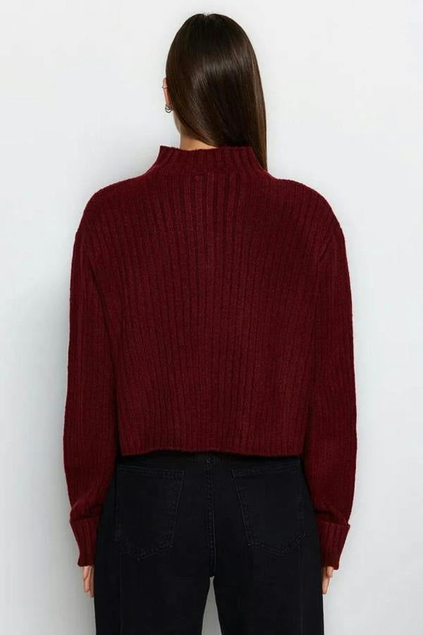 Hoxton Gal Cropped Soft-Textured High Neck Knit Cardigan