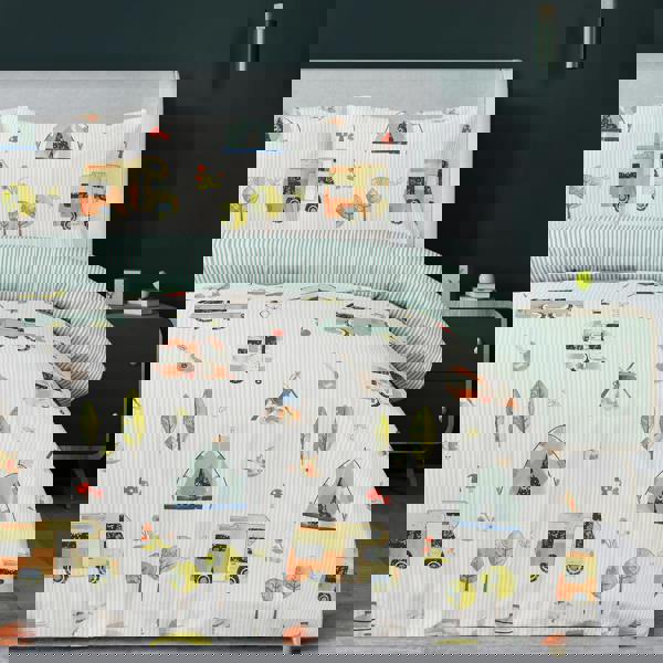 Smart Living Luxury Soft Reversible Camping Retreat Complete Bedding Set