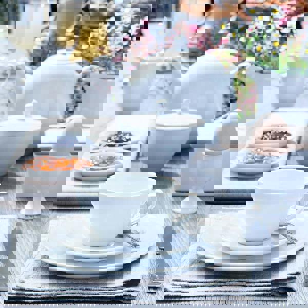 LSA International Dine 1.4L Porcelain Teapot White