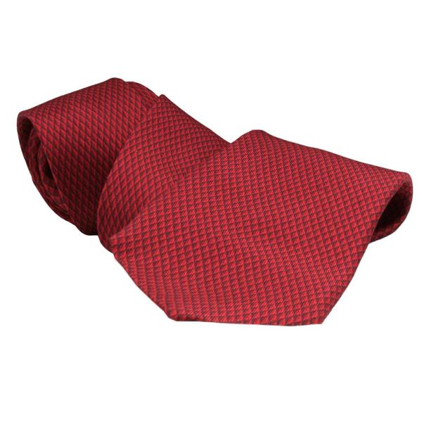 Dunhill luxurious mulberry silk tie in a small engine turn pattern