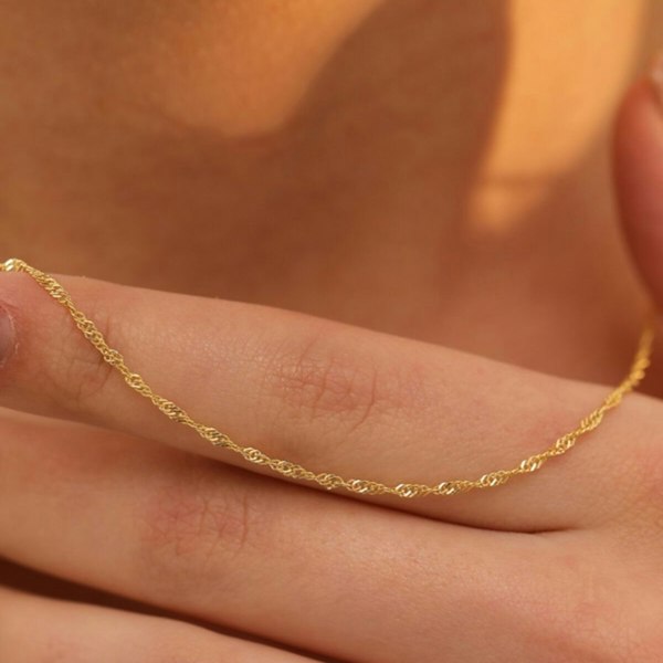 Spero London 9ct Solid Gold Twisted Singapore Chain Necklace