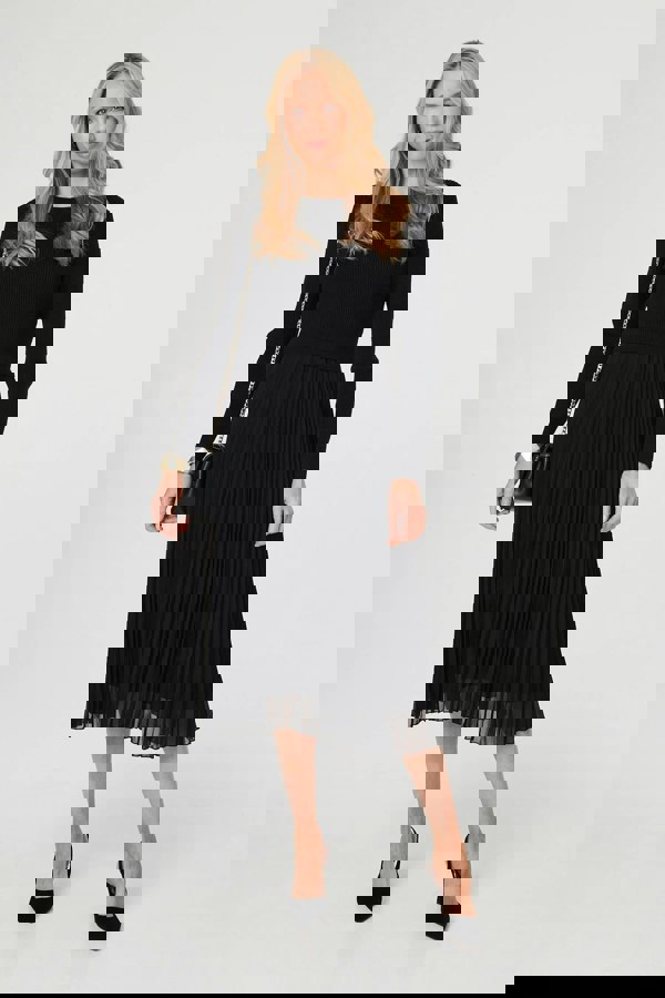 Black | Knit Long Sleeve Ruched Maxi Dress
