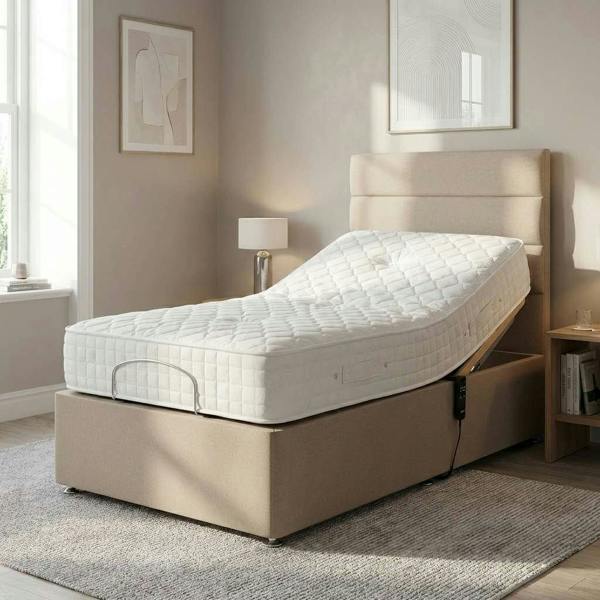 Paradise Beds Double 4ft6  Diagnol Line Electric Adjustable bed With Memory Mattress
