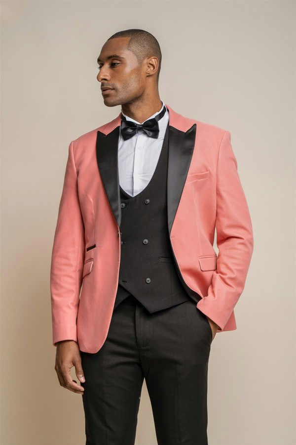 House of Cavani Rosa Velvet Blazer