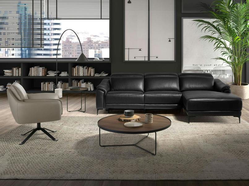 Angel Cerdá Round Coffee Table Walnut and Black Steel 2006