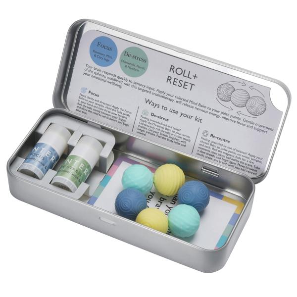 Focus and de-stress essential oil balm set with portable aromatherapy support for relaxation and clarity.