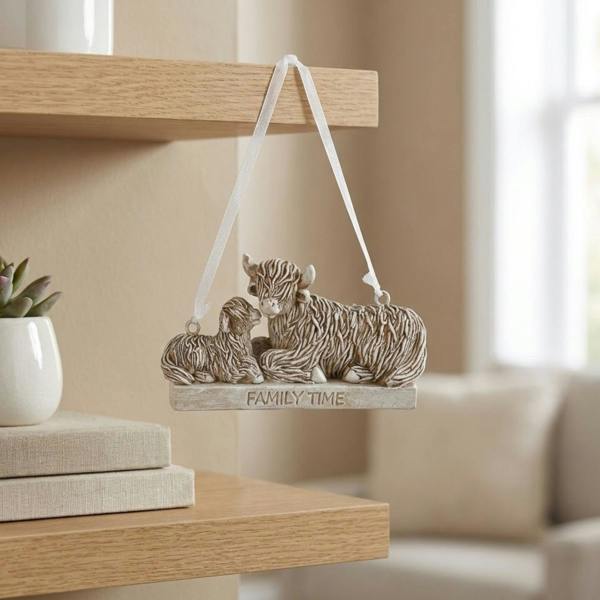 Garden Greatness Hanging Highland Cow Family Time Decor