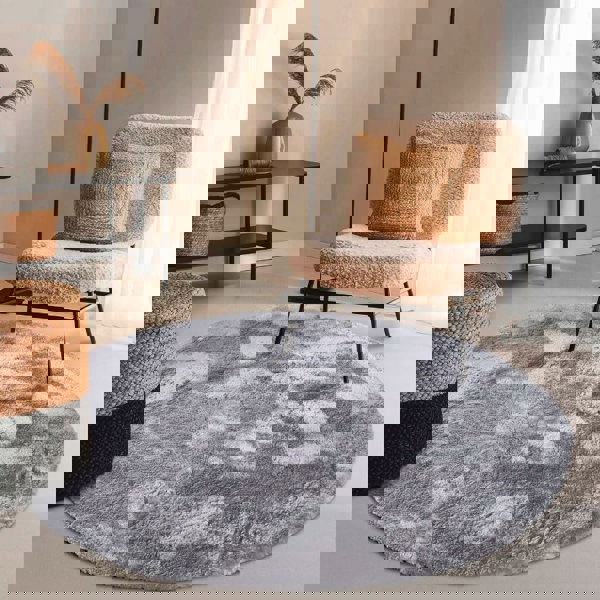 High Pile Grey Rug Calida – Ultra-Soft Plain