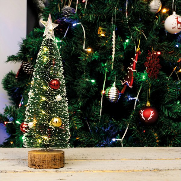 Xmas Haus Light Up Christmas Tree (Red Baubles)