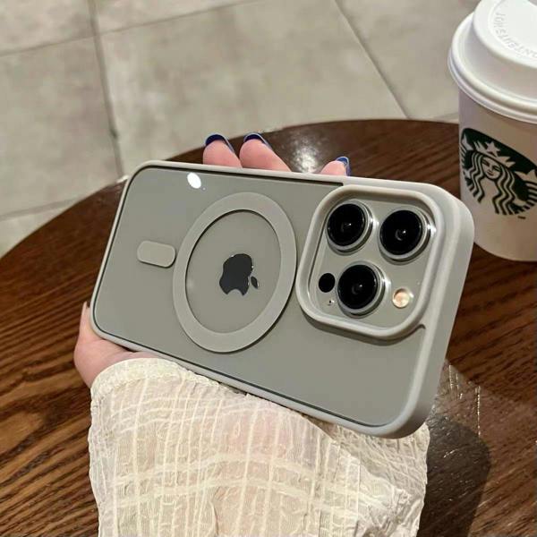 Dyzi Magnetic Clear Case For iPhone 16 Pro Max Natural Titanium
