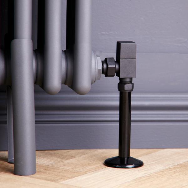 Flode Angled Square Manual Radiator Valve Pack | 15mm x 1/2″ | Matt Black