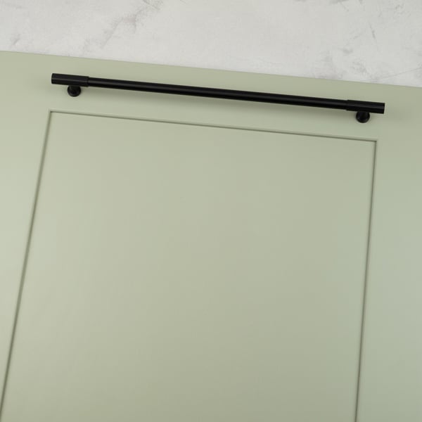 Handle & Home Matt Black Reeded Knob/Handles