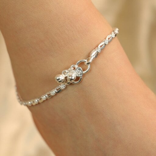 The Colourful Aura 925 Silver Cowrie shell Indian Payal Anklet