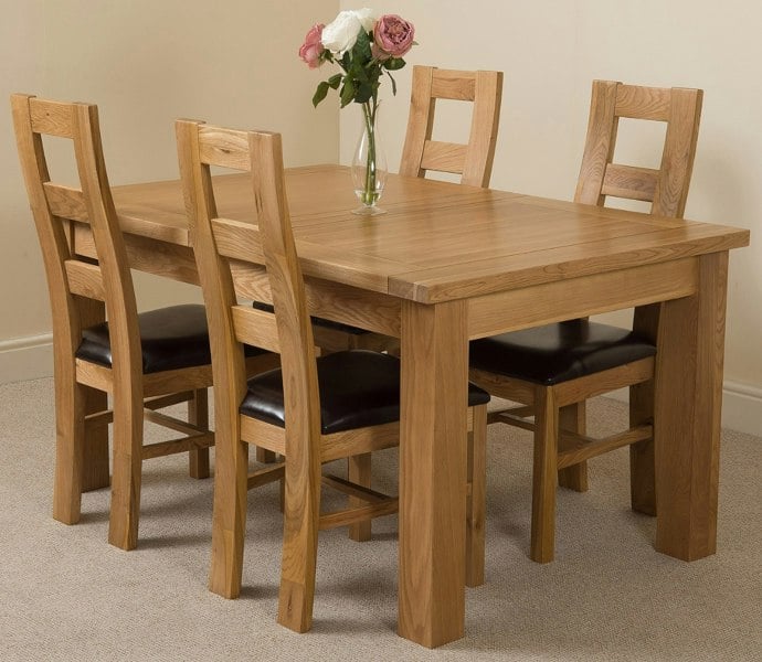 That's Furniture Seattle Oak Extending Dining Table with Yale Oak Chairs