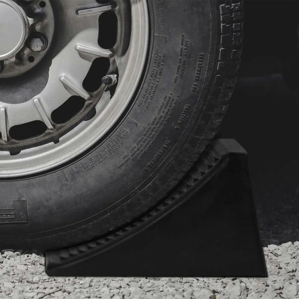 Berkfield Wheel Chocks 4 pcs 16x9x9 cm Rubber